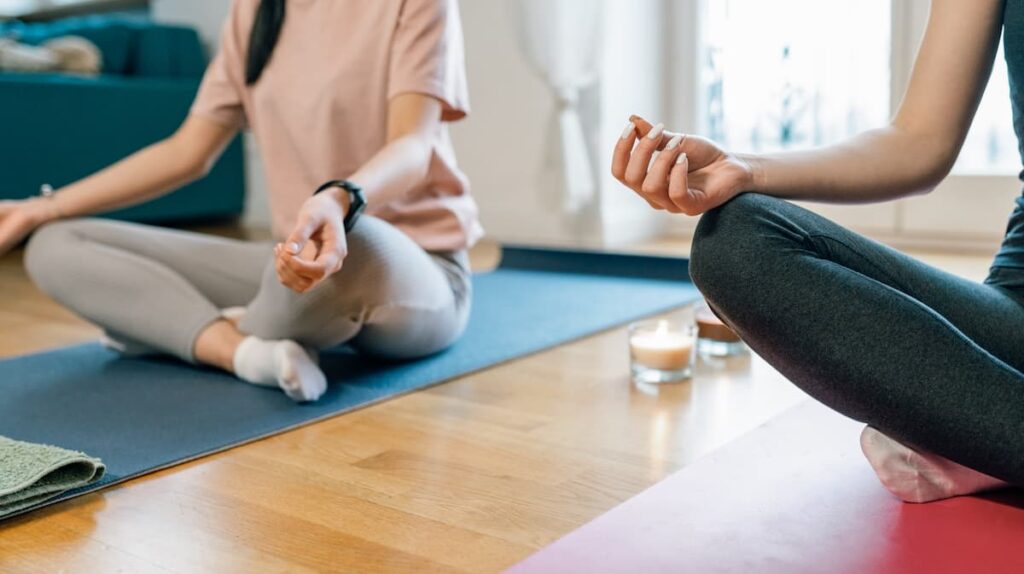 Yoga for beginners tips for getting started – Artofit Yoga for beginners tips for getting started – Artofit